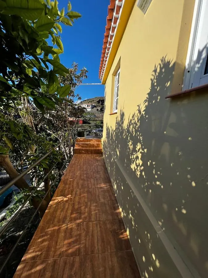 Casa Blanca Villa Alojera